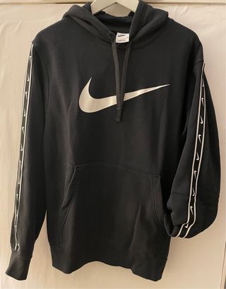 Sudadera Nike con capucha negra