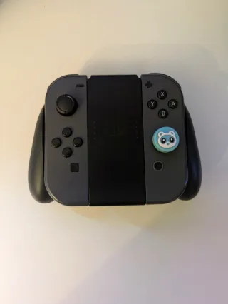 Nintendo Switch + 3 Joycons + Funda