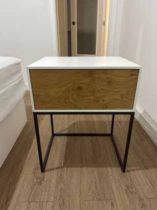 Mesita de noche moderna madera y metal