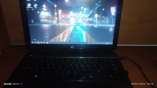 Portátil HP Negro más disco duro externo de 500 gb