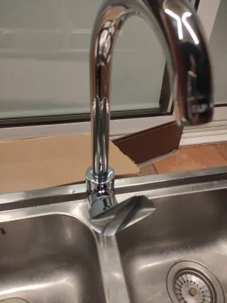 Fregadero doble Hansgrohe 85x50cm con grifo