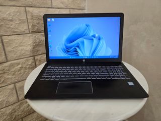 Notebook HP gaming i7 con gtx 1050 win11
