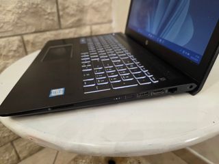 Notebook HP gaming i7 con gtx 1050 win11