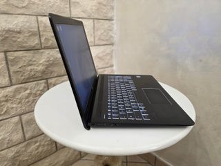 Notebook HP gaming i7 con gtx 1050 win11