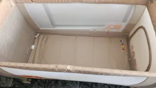 Cuna de viaje plegable