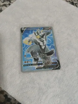 Carta Pokémon Glaceon VMAX
