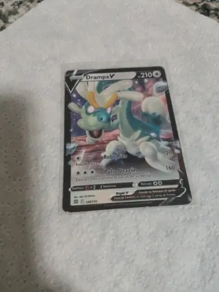 Carta Pokémon Glaceon VMAX