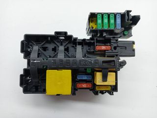 CAJA RELES / FUSIBLES OPEL GRANDLAND X (A18,P1UO)