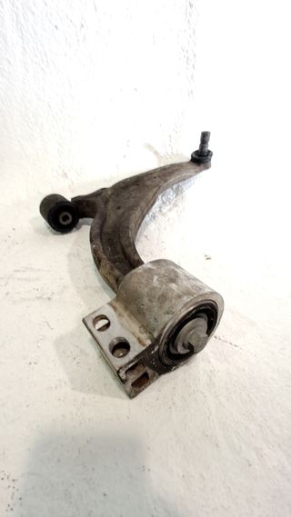 BRAZO SUSPENSION INFERIOR DELANTERO DERECHO CHEVROLET CRUZE