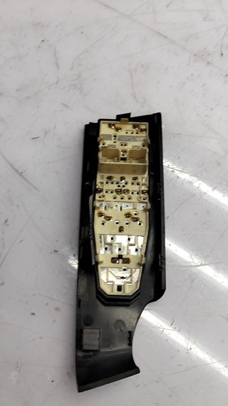 MANDO ELEVALUNAS DELANTERO IZQUIERDO CHEVROLET AVEO