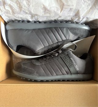 A estrenar, nuevos Zapatos CAMPER-cómodo, original