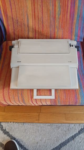 Olivetti CT606 Máquina de escribir