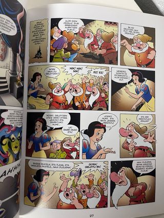 Edurnezuri eta zazpi potxak (Euskera)