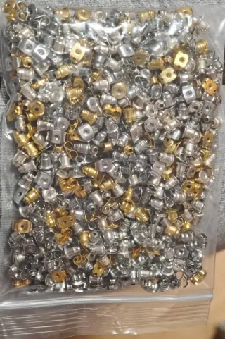 Tuercas de acero para pendientes