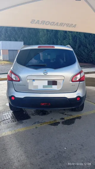 Nissan Qashqai+2 2010