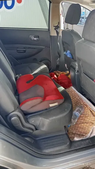 Nissan Qashqai+2 2010