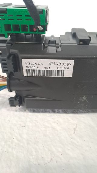 CAJA RELES / FUSIBLES DS 7 CROSSBACK (2)