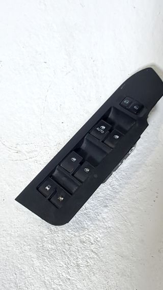 MANDO ELEVALUNAS DELANTERO IZQUIERDO CHEVROLET CAPTIVA