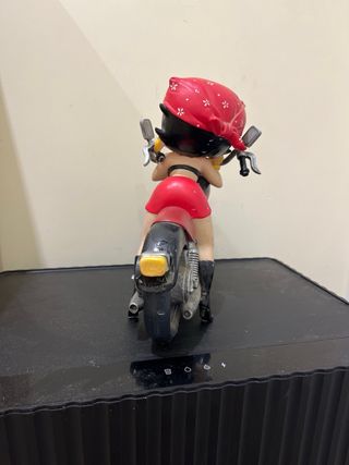 Figura Betty Boop Motera