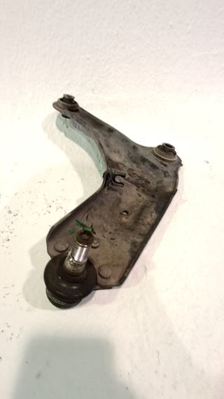 BRAZO SUSPENSION INFERIOR DELANTERO DERECHO RENAULT LAGUNA (