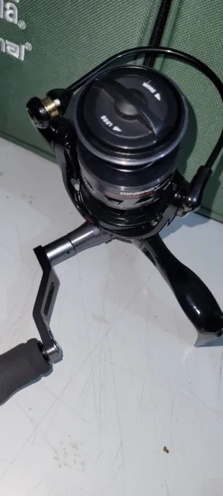 Carrete Cinnetic Cinergy Small Tracker 2500X ALU