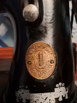 Máquina de coser Singer antigua