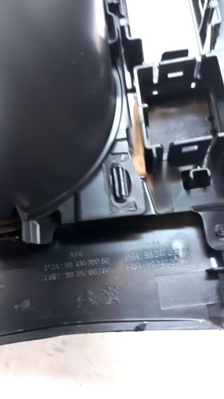 CONSOLA CENTRAL PEUGEOT 2008 (P1) (8)