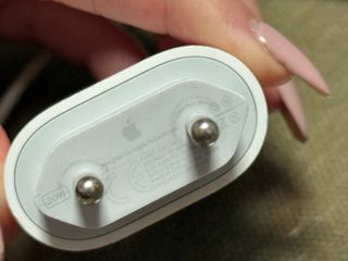 Cargador Apple 20W Original + Cable Lightning