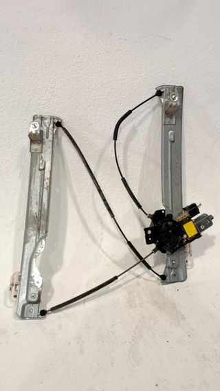 MOTOR ELEVALUNAS DELANTERO IZQUIERDO FORD KUGA (CBS) (2)