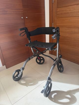 Andador Plegable con Asiento