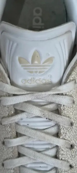 Adidas Gazelle Doradas y Blancas