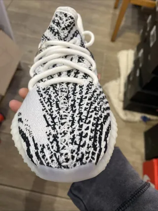Adidas Yeezy Boost 350 V2 Zebra Talla 44