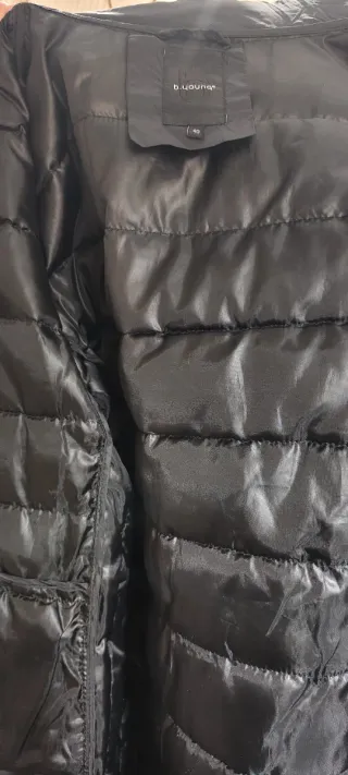 Chaqueta acolchada negra