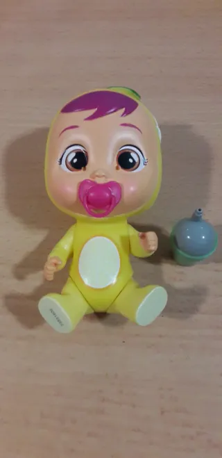 Bebé Llorón pequeño con chupete