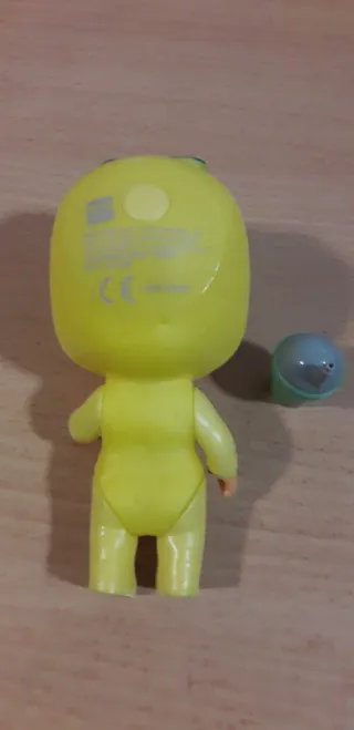 Bebé Llorón pequeño con chupete