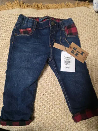 Pantalón vaquero bebé con cuadros