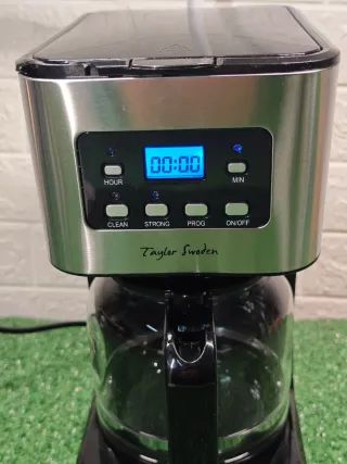 Cafetera Taylor 1.5L LCD 950W