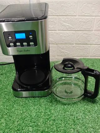 Cafetera Taylor 1.5L LCD 950W