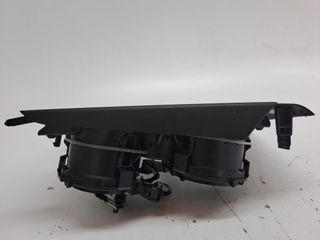 PLASTICO FORD KUGA (6)