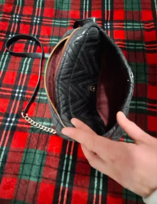 Bolso Bimba y Lola negro cuero