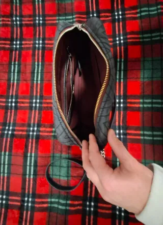 Bolso Bimba y Lola negro cuero