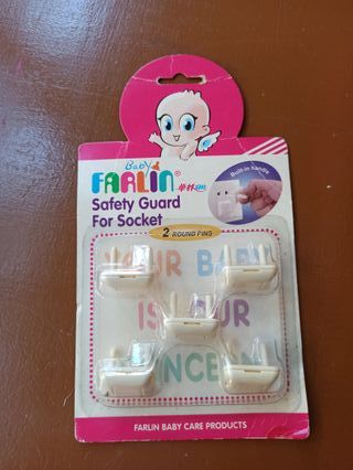 Protectores Enchufes Farlin