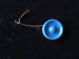 Yoyó blanco y azul