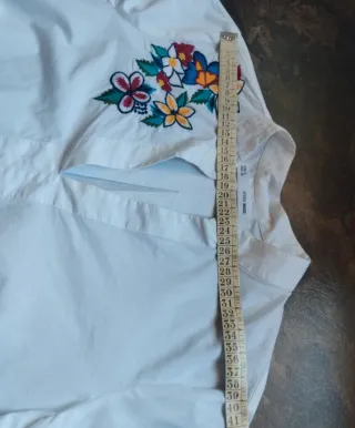 Blusa Sfera Bordado Floral Talla S Nueva