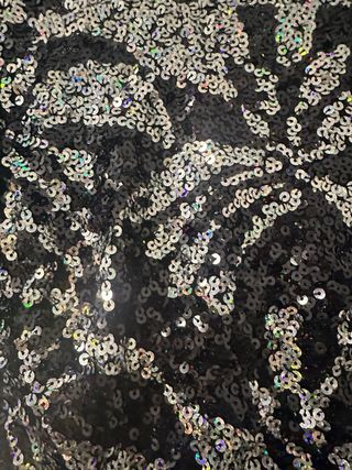 Vestido Bershka lentejuelas negro y plata Talla S