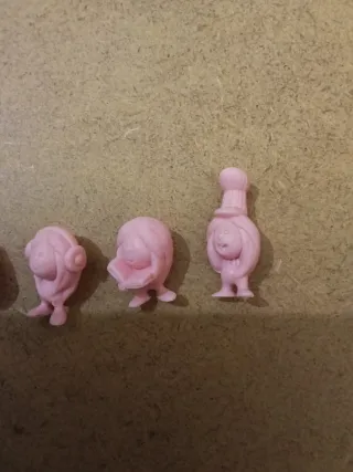 Dunkin' Mim Los Sabios Figuras