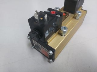 Electroválvula Neumática Ross W6476B4417