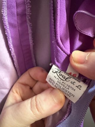 Traje de flamenca morado y amarillo