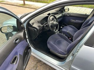 Peugeot 206 2004
