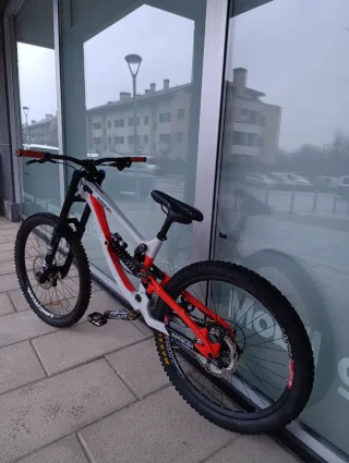 Saracen Myst Pro 2020 DH Bicicleta